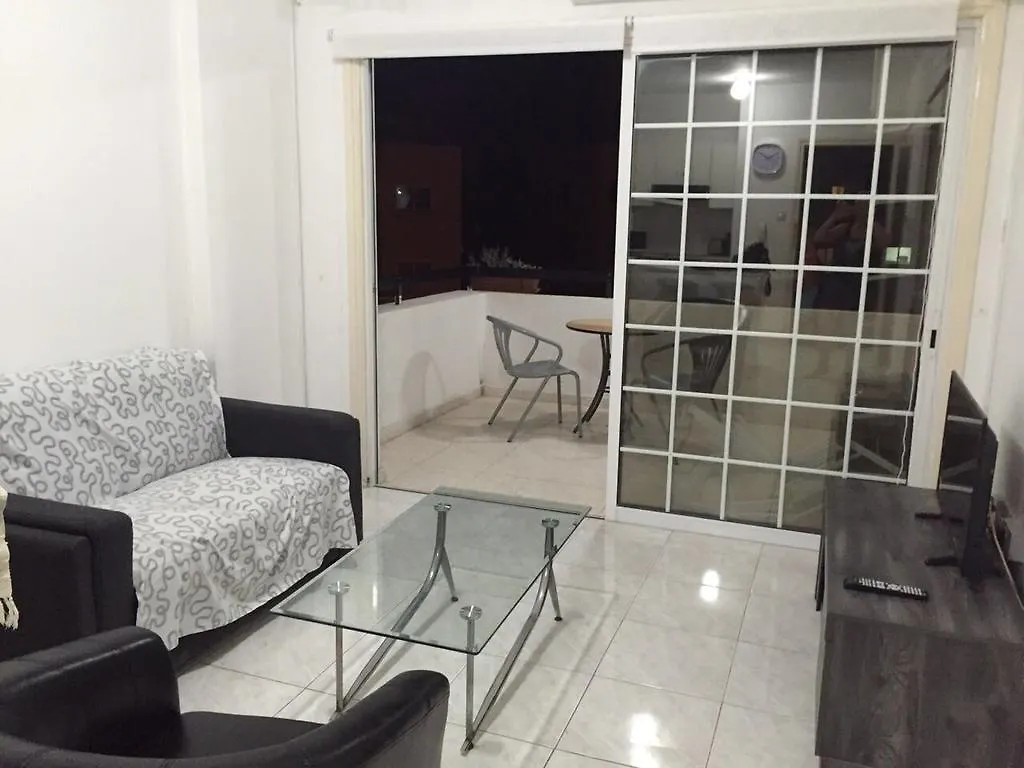 Mavros Court Apartment Larnaca